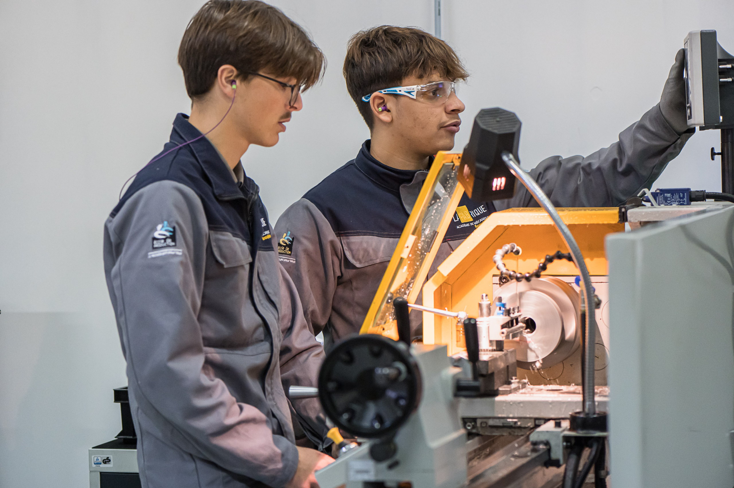 Agir pour transmettre et faire grandir : la nouvelle ambition de la Fondation EY